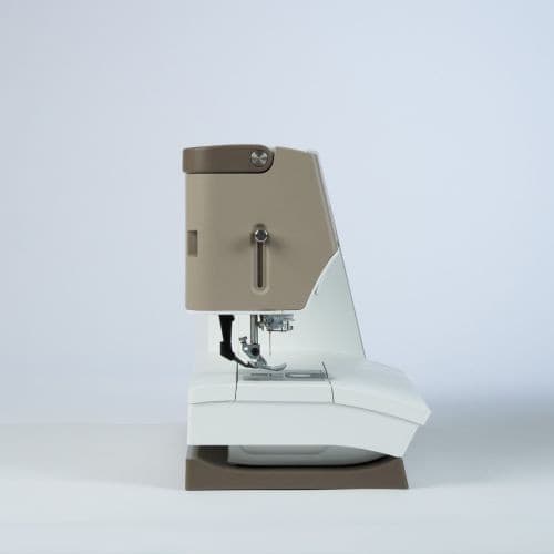 PFAFF® creative elevate™ 680 — image 4