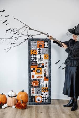 Kimberbell Pumpkins & Potions Ladder Quilt Fabric Kit — image 2