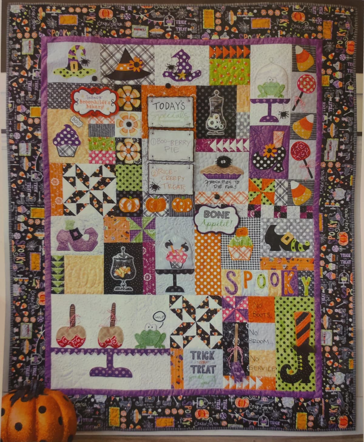 Kimberbell Broomhilda's Bakery Fabric Kit — image 1
