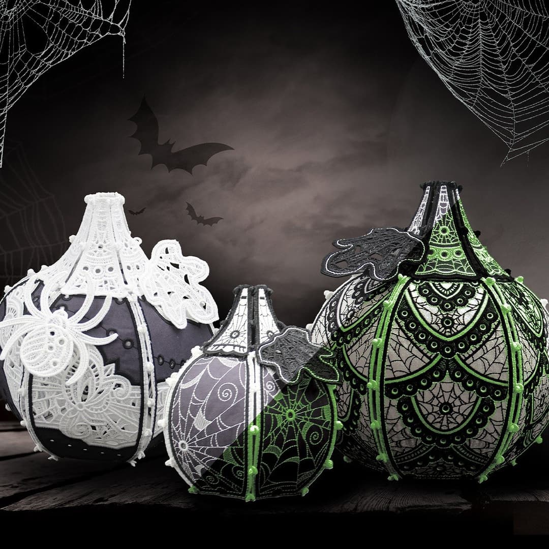 FS Spider Web Pumpkin Patch