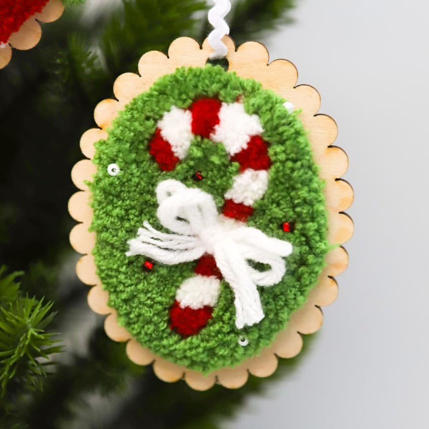 Punch Needle Embroidery Kit Cozy Christmas Ornaments — image 5
