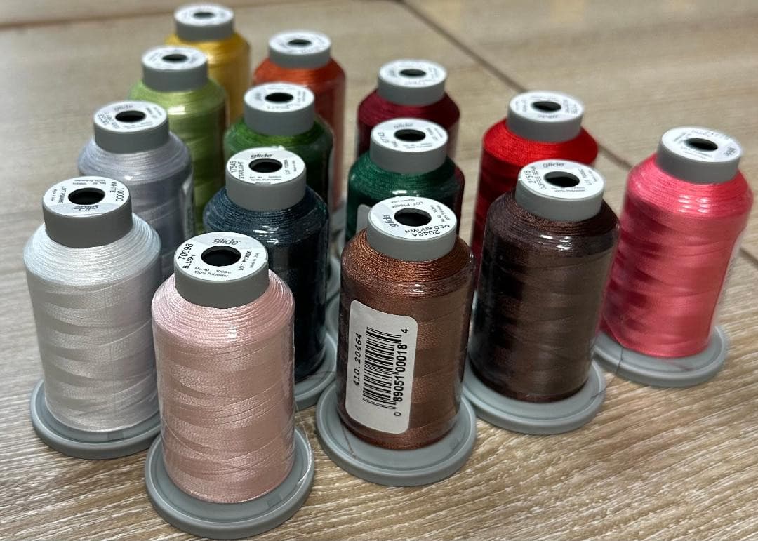 Mistletoe Mystery Quilt DDE 2026 Thread Kit — image 2